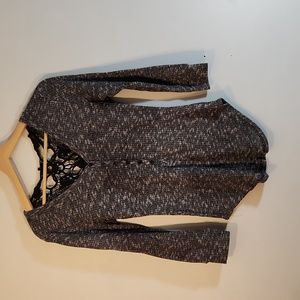 Gray and black long-sleeved shirt for women size S